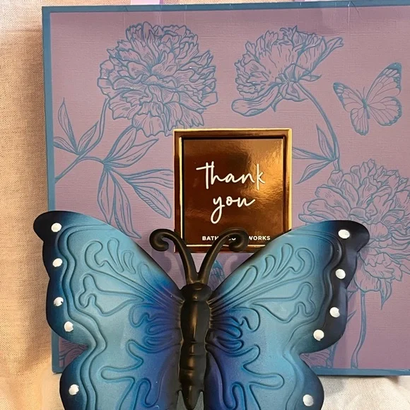 Butterfly Themed Bath and Body Works Gift Bundle - Picture 2 of 10